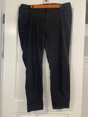 Old Navy Black Rock Star Super Skinny Low-Rise Jeans